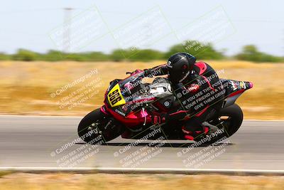 media/Apr-30-2023-CRA (Sun) [[020fcf5d43]]/Race 3-1000 Amateur Supersport/